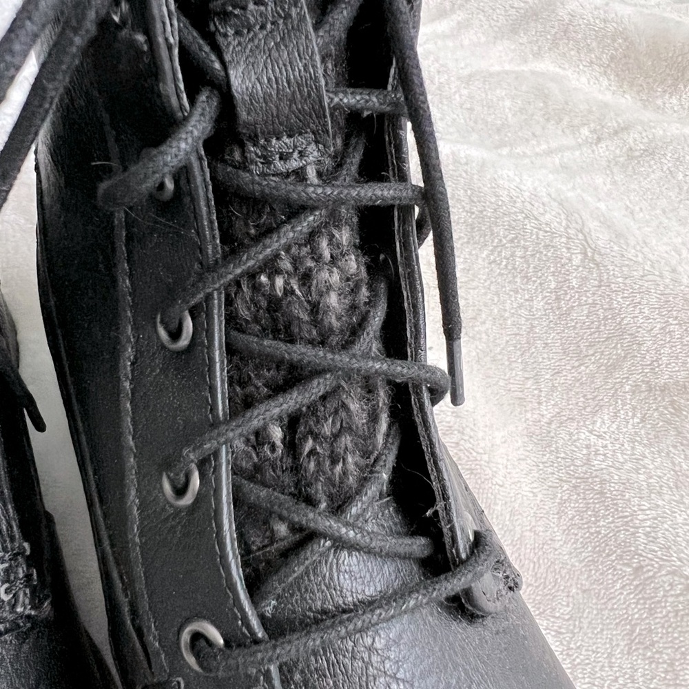🖤Winter Ready! Nirvana Combat Boot by Crown Vintage - Picture 3 of 12